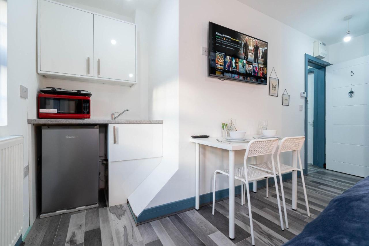 Sky One Bedroom Modern 5 * Birmingham